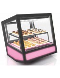 VITRINA SOBREMESA ACRISTALADA , LUZ LED, SAYL MOD QBO, MEDIDAS L 620 X 670 X 670 MM