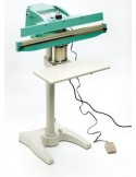 SOLDADOR SEMI-AUTOMµTICO 60 CMS CON PEDAL ELECTRICO MOD. SBPA-600                                                               